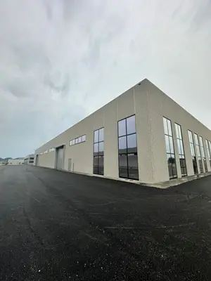 Magazinë me qera në Porto Romano, Durrës, 6 000 m². Foto 2 nga 4