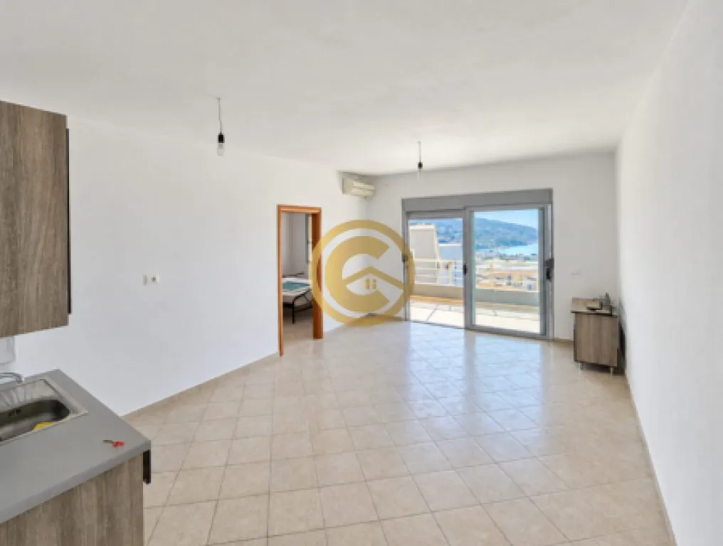 Apartament 1+1 në shitje në Rruga Gjergj Araniti, Sarandë, 75 m². Foto 1 nga 6