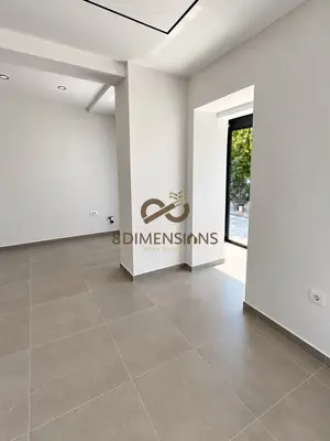 Ambient biznesi me qera në Brryli, Tiranë, 41 m². Foto 2 nga 3