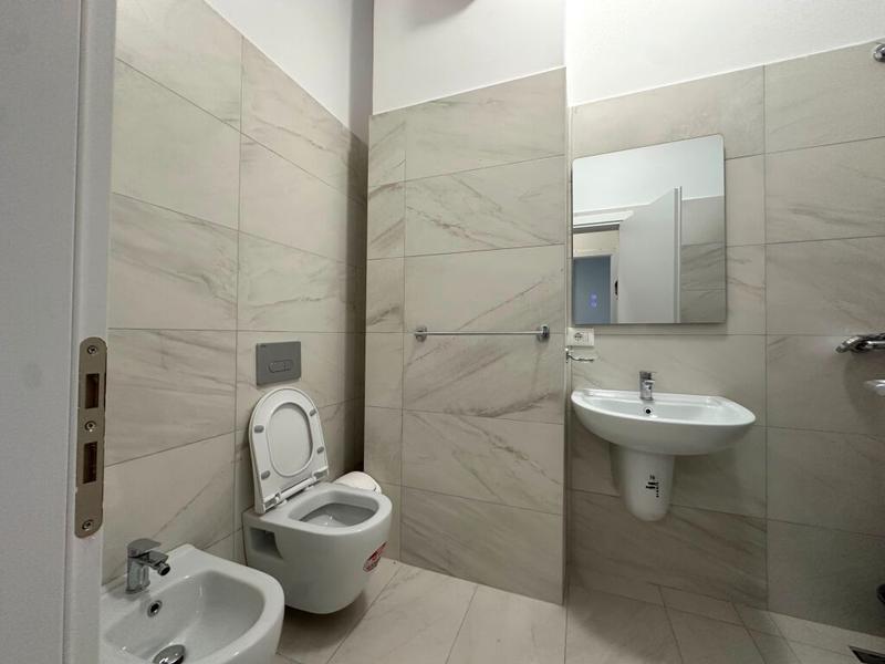 Apartament 1+1 me qera në Rruga Dritan Hoxha, Tiranë, 75 m². Foto 6 nga 9