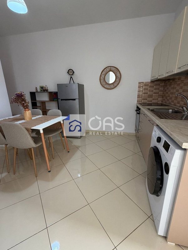 Appartamento 1+1 in affitto a Rruga Gjuzepina Kosturi, Tirana, 50 m²