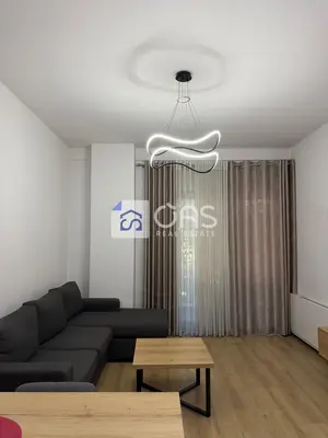 Appartamento 1+1 in affitto a Qsut, Tirana, 65 m². Foto 3 di 5