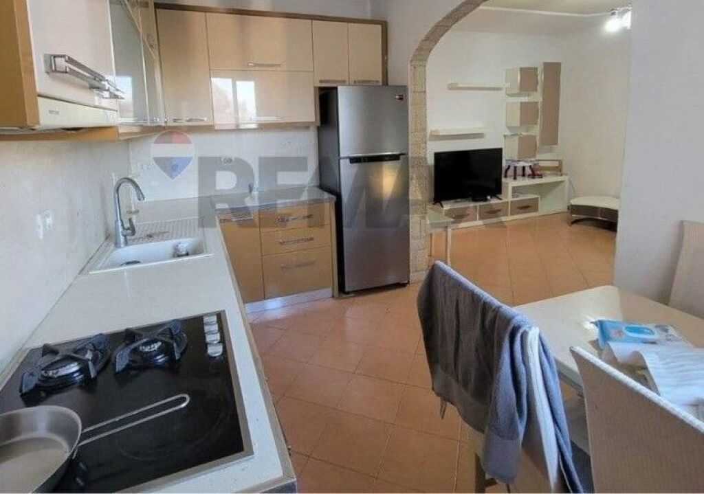 Apartment for rent in Oxhaku, Tirana, 90 m². Photo 3 of 3