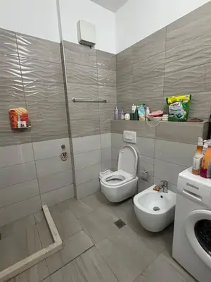 Appartamento 2+1 in affitto a 21 Dhjetori, Tirana, 100 m². Foto 7 di 7