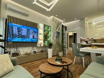 Apartament 1+1 me qera në Square 21, Tiranë, 77 m². Foto 1 nga 12