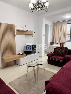 Apartament 2+1 me qera në Rruga e Elbasanit, Tiranë, 100 m². Foto 2 nga 8