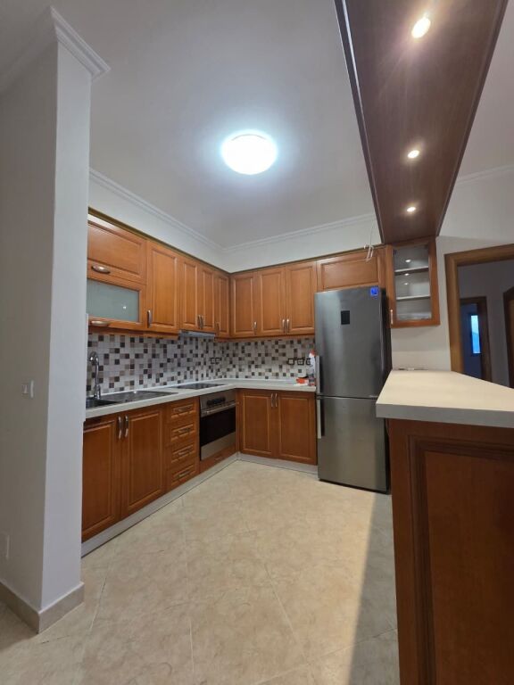 Appartamento 2+1 in affitto a Selitë, Tirana, 80 m². Foto 1 di 3