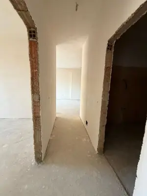 Apartament 2+1 në shitje në Ish Parku i Autobusëve, Tiranë, 135 m². Foto 8 nga 11