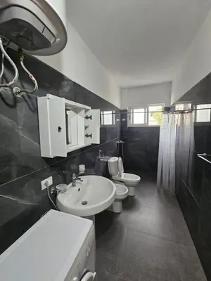 Appartamento 2+1 in affitto a Durres Port, Durazzo, 80 m². Foto 1 di 11