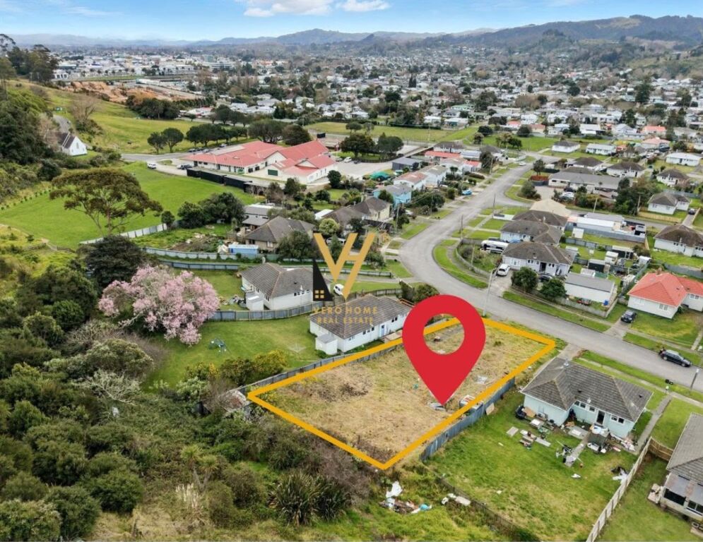 Tokë në shitje në Sauk, Tiranë, 300 m². Foto 1 nga 1