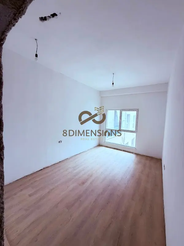 Dyqan me qera në Laprakë, Tiranë, 76 m²