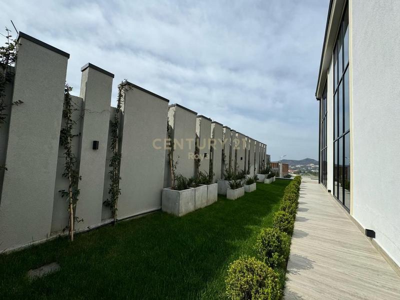 Vilë me qera në Rolling Hills Luxury Residences, Tiranë, 600 m². Foto 8 nga 12