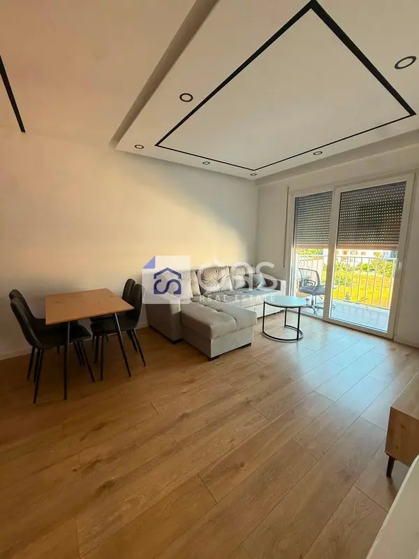 Appartamento 1+1 in affitto ad Astir, Tirana, 80 m²