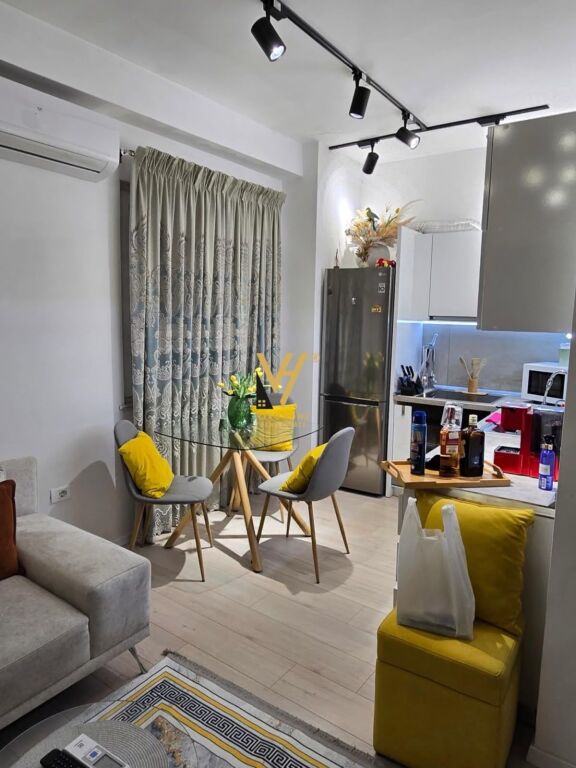 Apartament 2+1 me qera në Rruga Mine Peza, Tiranë, 90 m². Foto 3 nga 3