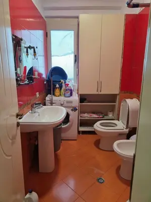 Apartament 1+1 me qera në Lungomare, Vlorë, 95 m². Foto 10 nga 10