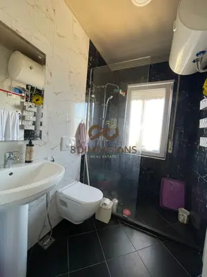 Apartament 3+1 në shitje në Kopshti Botanik Zoologjik, Tiranë, 180 m². Foto 11 nga 12