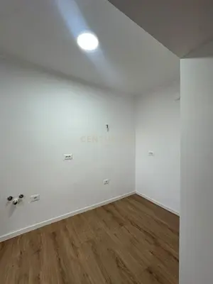 Apartament 1+1 në shitje në Tregu Elektrik, Tiranë, 63 m². Foto 3 nga 6