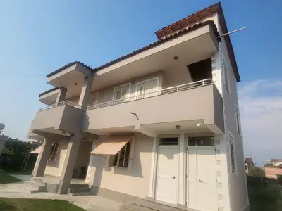 Villa for sale in Plazh, Durrës, 415 m². Photo 8 of 12