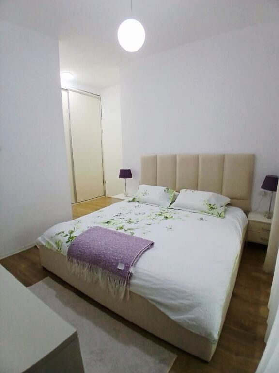 Apartment 2+1 for rent in Rruga Siri Kodra, Tirana, 100 m². Photo 3 of 3