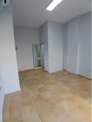 Commercial space for rent in Rruga Fortuzi, Tirana, 24 m². Photo 3 of 4