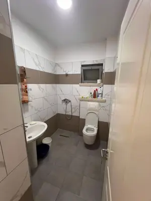 Apartament 3+1 me qera në Rruga Aleksander Goga, Durrës, 120 m². Foto 3 nga 9