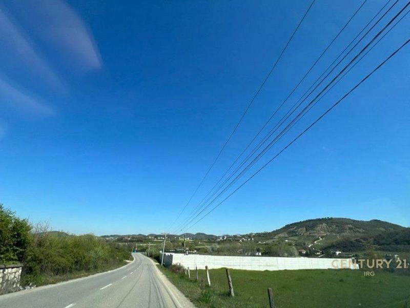 Tokë në shitje në Kompleks banimi "Argenta", Tiranë, 2 648 m²