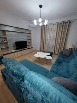 Apartament 2+1 me qera në Kompleksi Golden Park, Tiranë, 94 m². Foto 1 nga 7