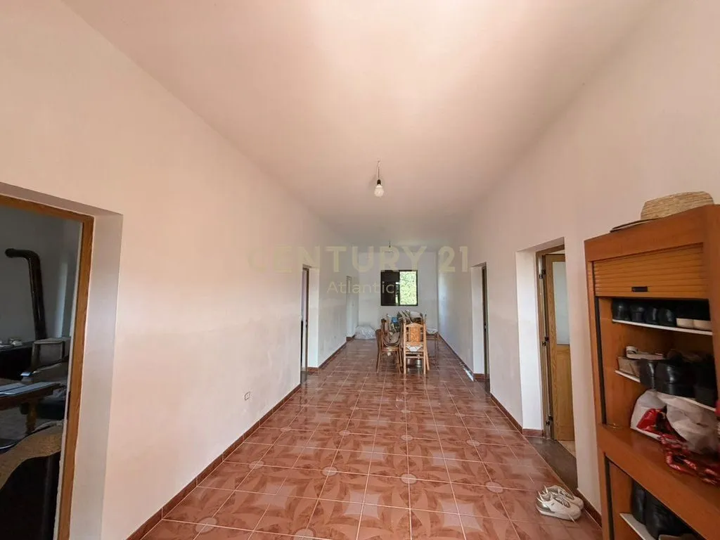 Shtëpi private në shitje në Rruga Hardhishte Shijak, Durrës, 4 500 m². Foto 1 nga 12