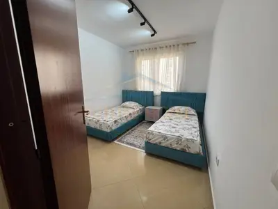 Apartament 2+1 me qera në Rruga Bardhok Biba, Tiranë, 85 m². Foto 5 nga 8