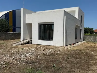 Shtëpi private në shitje në Sallmone, Durrës, 640 m². Foto 5 nga 12