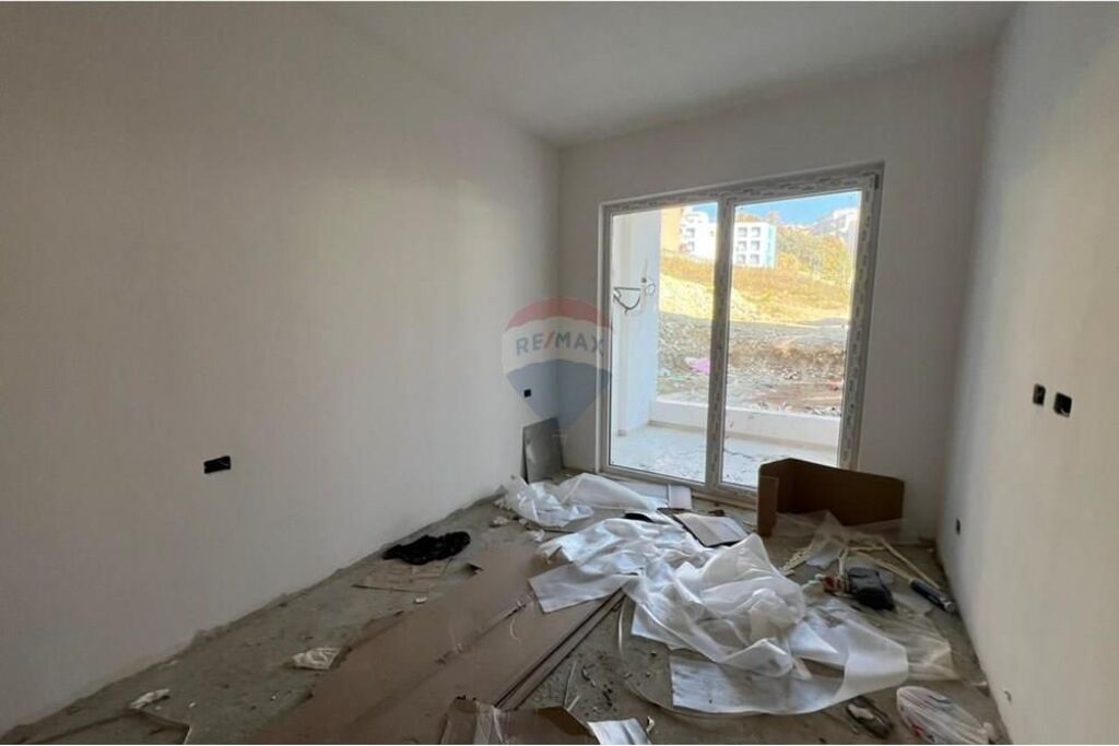 Apartment for sale in Fresk, Tirana, 90 m²