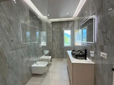 Appartamento 2+1 in affitto a Rruga Panorama e Liqenit, Tirana, 130 m². Foto 9 di 9