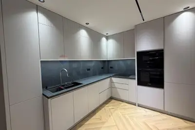 Apartament 2+1 me qera në Libri Universitar, Tiranë, 92 m². Foto 3 nga 9
