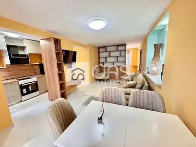 Apartament 2+1 me qera në Sheshi Willson, Tiranë, 70 m². Foto 2 nga 6