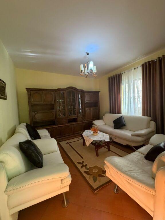 Villa 3+1 in affitto a Plazh Iliria, Durazzo, 120 m²