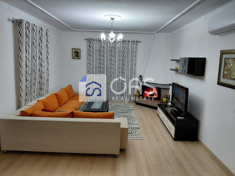 Dupleks me qera në Ali Demi, Tiranë, 170 m². Foto 10 nga 12