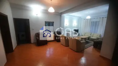 Apartament 3+1 me qera në Qyteti Studenti, Tiranë, 148 m². Foto 6 nga 8