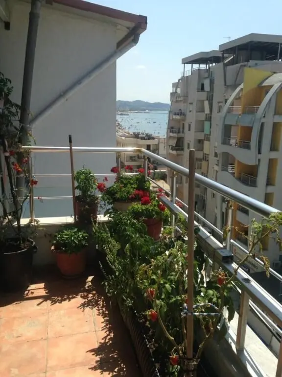 Appartamento 2+1 in affitto a Rruga Pavaresia, Durazzo, 86 m²