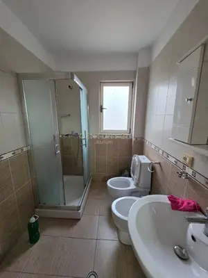 Appartamento 2+1 in affitto a Tirana, 77 m². Foto 4 di 5