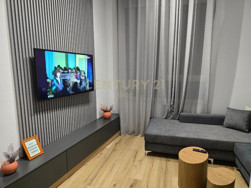 Apartament 1+1 në shitje në Rruga Frosina Plaku, Tiranë, 71 m²