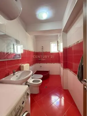 Apartament 1+1 në shitje në Pallati i Sporteve, Durrës, 57 m². Foto 3 nga 9