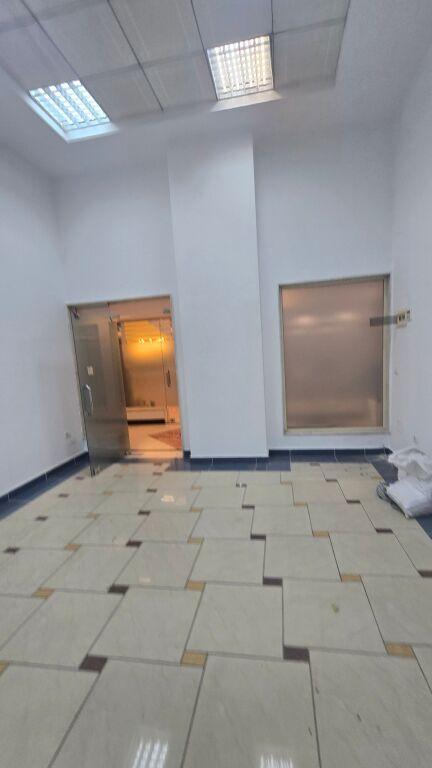 Zyrë në shitje në Rruga e Barrikadave, Tiranë, 30 m². Foto 4 nga 4