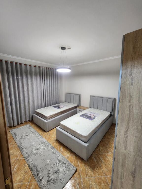 Apartament 2+1 në shitje në Lagja 13, Durrës, 90 m². Foto 9 nga 12