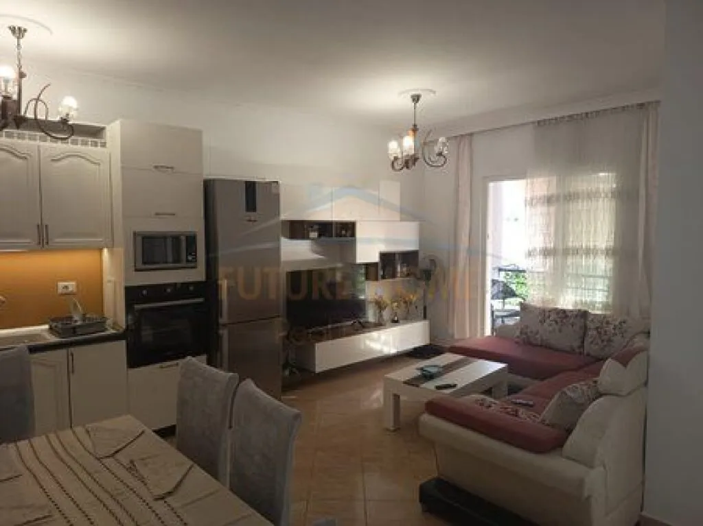 Apartament 1+1 në shitje në Astir, Tiranë, 58 m². Foto 1 nga 6