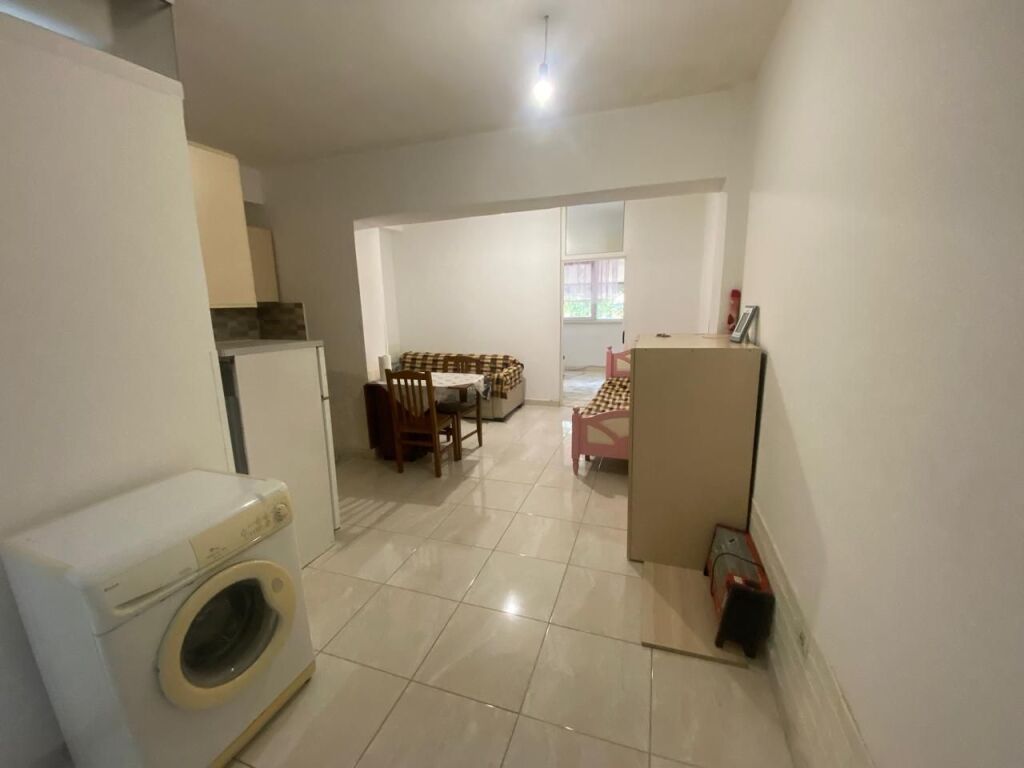 Studio for sale in Rruga Dritan Hoxha, Tirana, 47 m². Photo 3 of 3