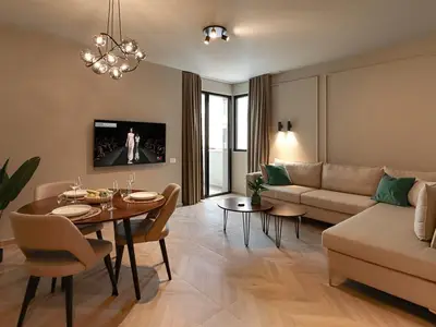Apartament 1+1 në shitje në Rruga 40 Shenjtorët, Sarandë, 71 m². Foto 1 nga 9