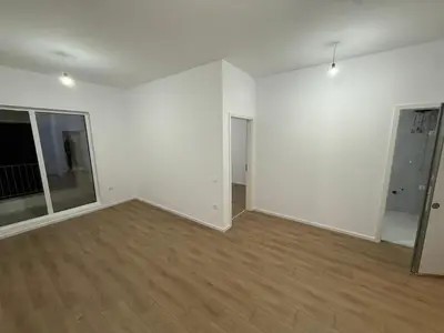 Apartament 1+1 në shitje në Ali Demi, Tiranë, 61 m². Foto 2 nga 4