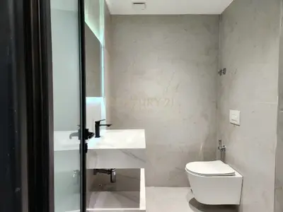Zyrë në shitje në Ish Kombinati, Vlorë, 121 m². Foto 10 nga 10