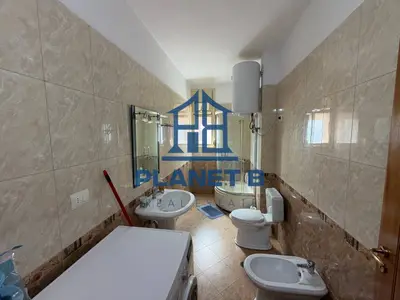 Apartment 2+1 for rent in Lungomare, Vlorë, 120 m². Photo 9 of 12