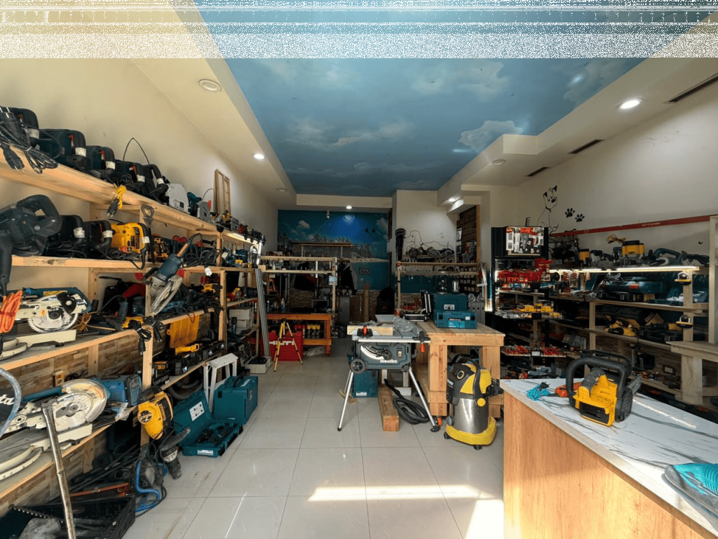Shop for sale in Fresku, Tirana, 48 m². Photo 3 of 3